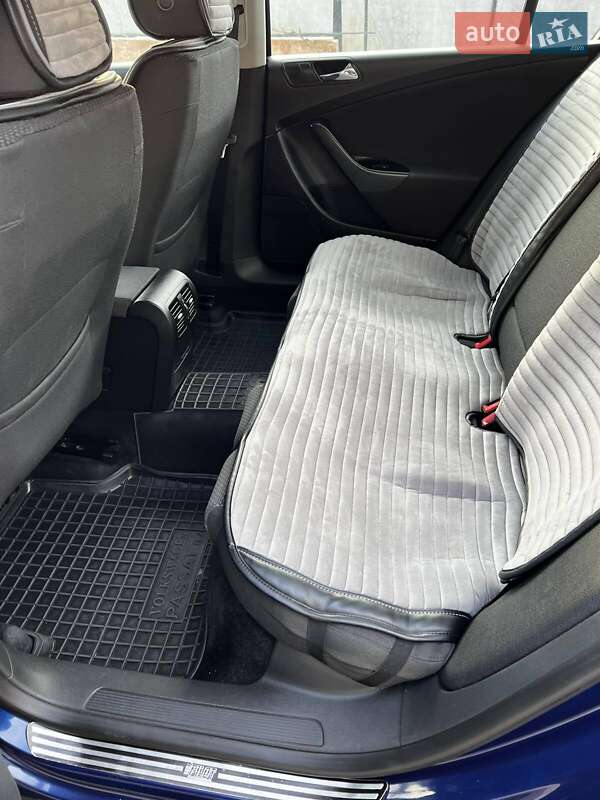 Седан Volkswagen Passat 2008 в Гусятині