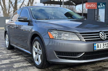 Седан Volkswagen Passat 2012 в Василькові