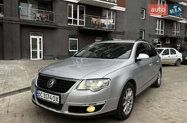 Універсал Volkswagen Passat 2010 в Львові