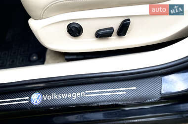 Седан Volkswagen Passat 2012 в 