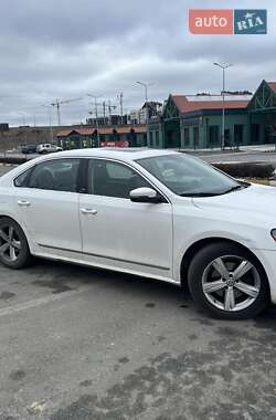 Седан Volkswagen Passat 2012 в Бородянці