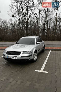 Седан Volkswagen Passat 2002 в Таращі