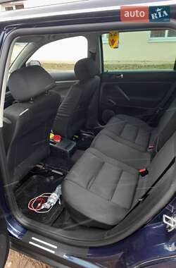Универсал Volkswagen Passat 2002 в 