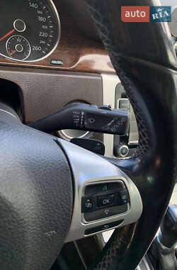 Универсал Volkswagen Passat 2011 в 