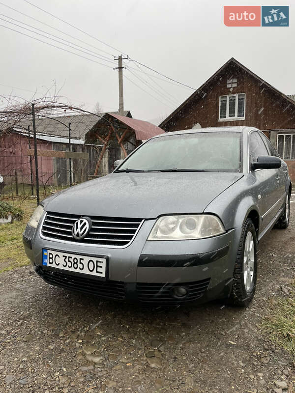 Седан Volkswagen Passat 2002 в Турці