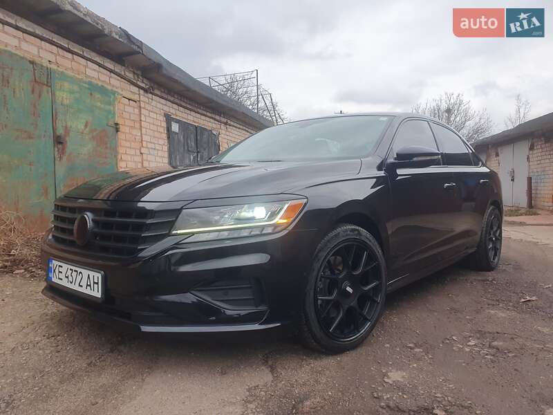 Седан Volkswagen Passat 2020 в 