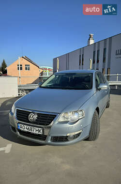 Седан Volkswagen Passat 2008 в Мукачевому