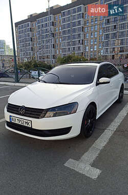 Седан Volkswagen Passat 2012 в Полтаві