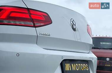 Седан Volkswagen Passat 2017 в Києві