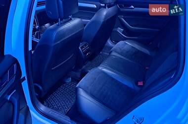 Универсал Volkswagen Passat 2016 в 