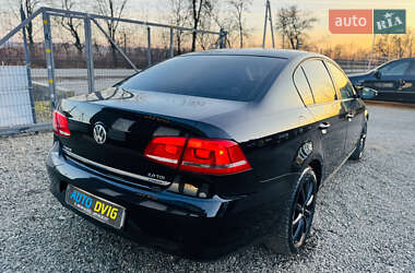 Седан Volkswagen Passat 2013 в Иршаве