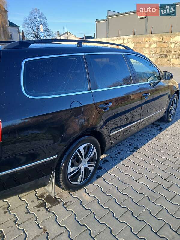 Универсал Volkswagen Passat 2008 в Зборове