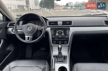 Седан Volkswagen Passat 2012 в Лубнах