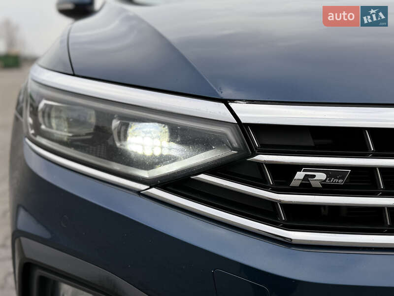 Седан Volkswagen Passat 2020 в Рава-Русской