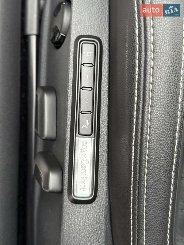 Седан Volkswagen Passat 2020 в Рава-Русской