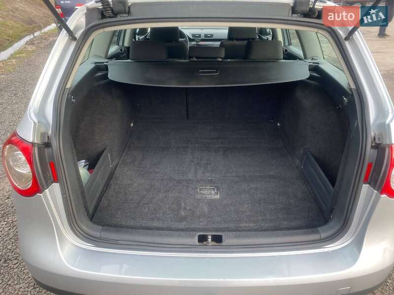 Универсал Volkswagen Passat 2006 в Рожище
