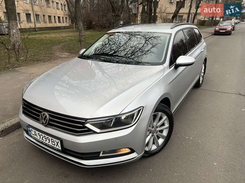 Универсал Volkswagen Passat 2015 в Одессе