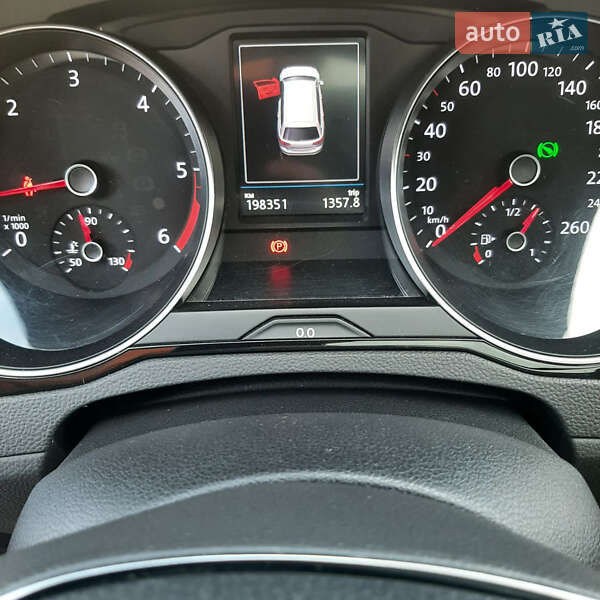 Универсал Volkswagen Passat 2017 в Хмельницком фото 15 Универсал Volkswagen Passat 2017 в Хмельницком