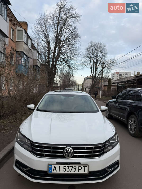 Седан Volkswagen Passat 2018 в Киеве фото 4 Седан Volkswagen Passat 2018 в Киеве