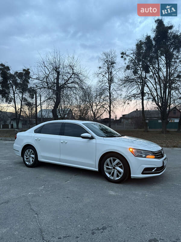 Седан Volkswagen Passat 2018 в Киеве фото 34 Седан Volkswagen Passat 2018 в Киеве