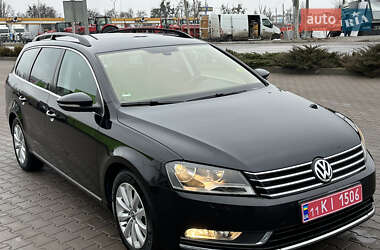 Універсал Volkswagen Passat 2011 в Вінниці