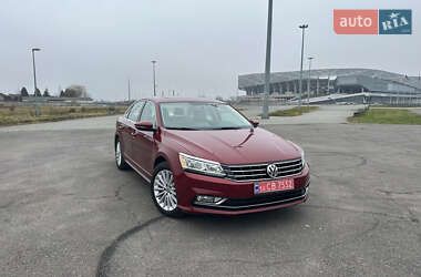 Седан Volkswagen Passat 2017 в 