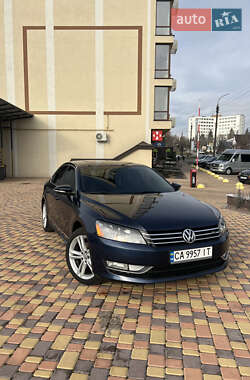 Седан Volkswagen Passat 2012 в Умані