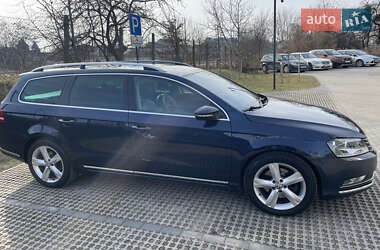 Универсал Volkswagen Passat 2012 в Львове