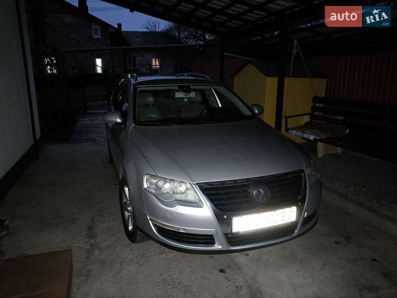 Универсал Volkswagen Passat 2010 в Черновцах