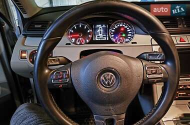 Универсал Volkswagen Passat 2010 в Черновцах