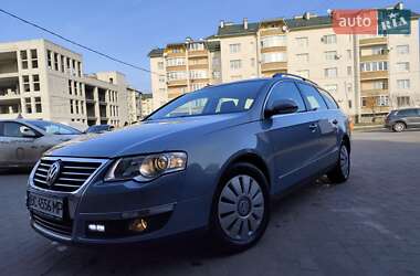 Універсал Volkswagen Passat 2010 в Стрию