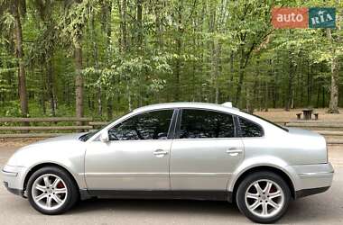 Седан Volkswagen Passat 2005 в Іллінцях