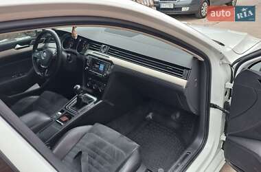 Универсал Volkswagen Passat 2016 в 
