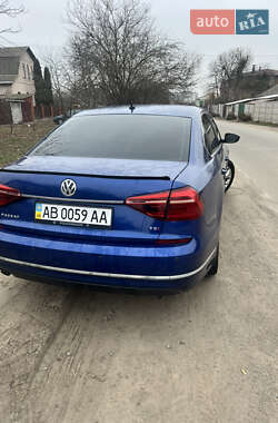 Седан Volkswagen Passat 2017 в Вінниці