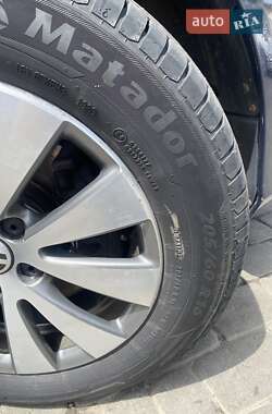 Универсал Volkswagen Passat 2011 в 