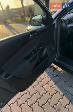 Универсал Volkswagen Passat 2010 в 
