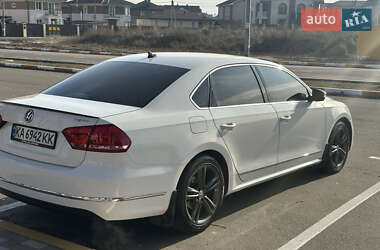 Седан Volkswagen Passat 2014 в Киеве