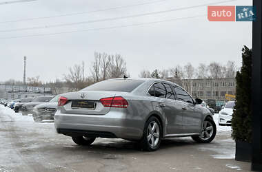 Седан Volkswagen Passat 2011 в Харкові