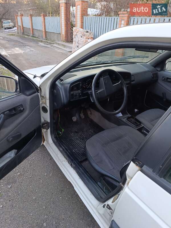 Универсал Volkswagen Passat 1988 в Днепре