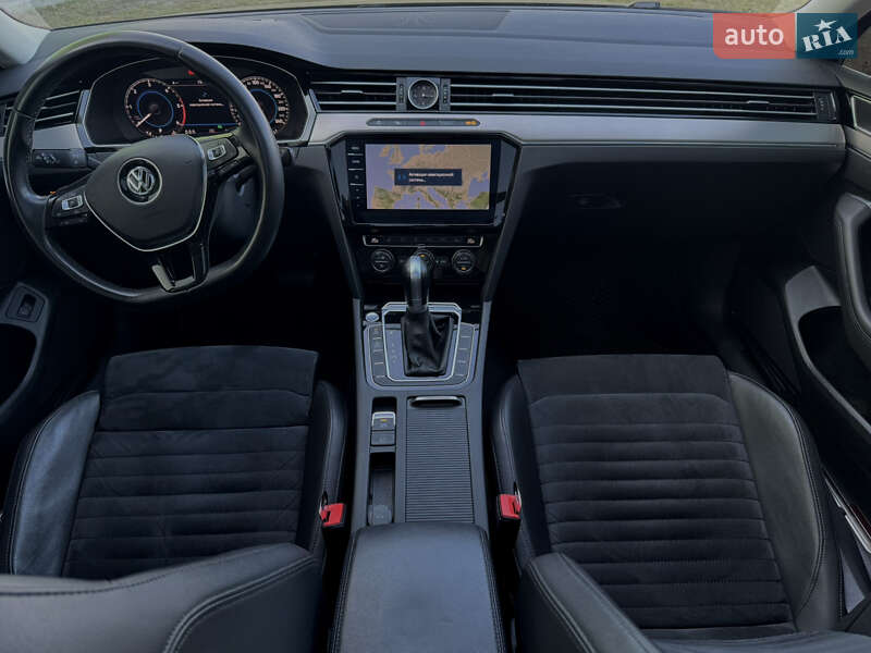 Универсал Volkswagen Passat 2018 в Маневичах