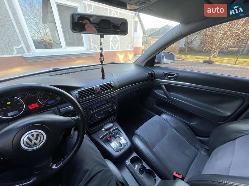 Седан Volkswagen Passat 2004 в Тернополе