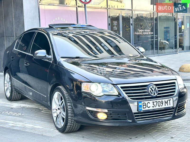 Седан Volkswagen Passat 2010 в Львові