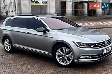 Универсал Volkswagen Passat 2015 в 