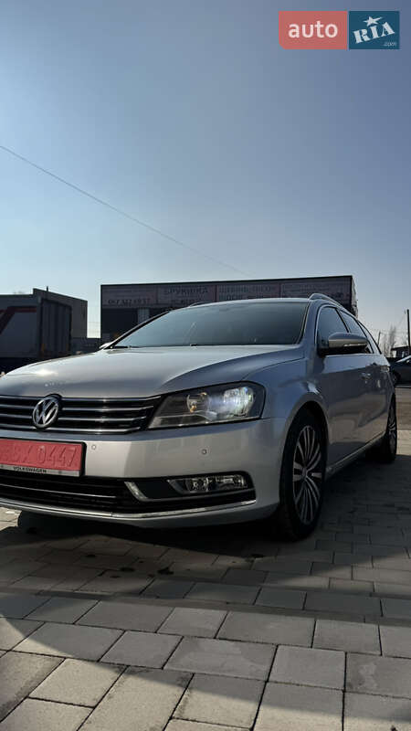 Volkswagen Passat 2011