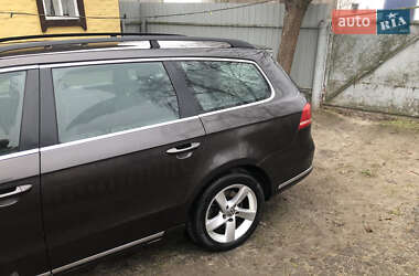 Універсал Volkswagen Passat 2014 в 