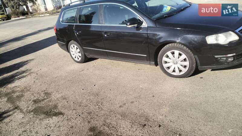 Універсал Volkswagen Passat 2008 в Тисмениці