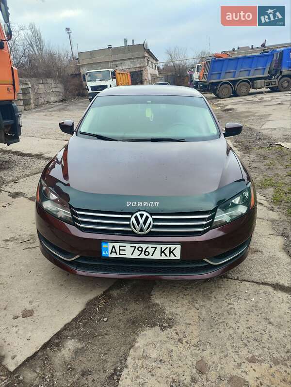 Седан Volkswagen Passat 2012 в Кривому Розі