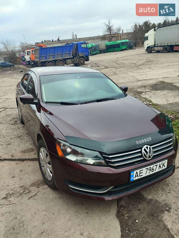 Седан Volkswagen Passat 2012 в Кривому Розі