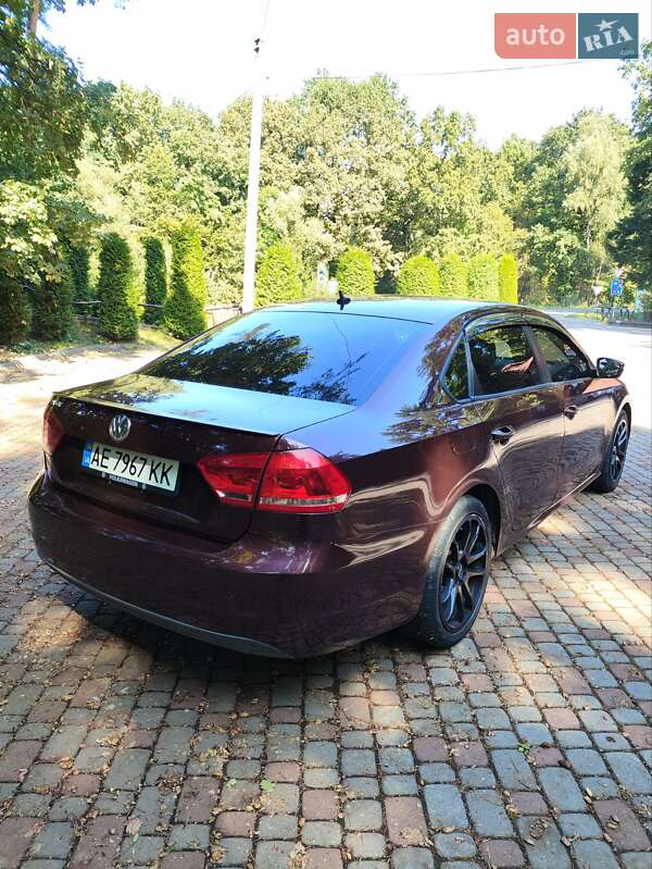 Седан Volkswagen Passat 2012 в Кривому Розі