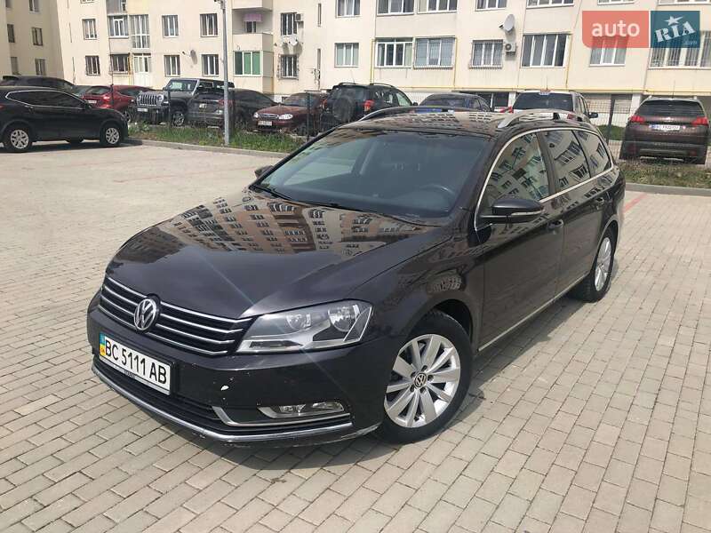 Універсал Volkswagen Passat 2011 в Львові